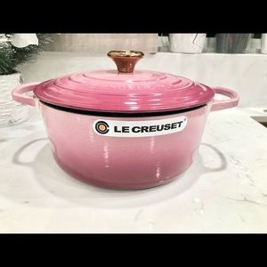 Le Creuset Signature Dutch Oven 5.5qt Berry
